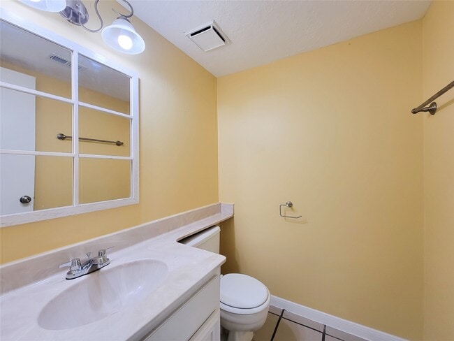 Building Photo - 10130 Berry Limb Dr