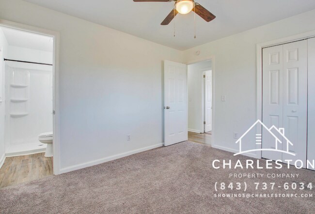 Building Photo - 605 Michigan Ct