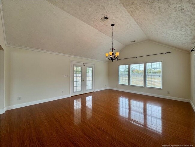 Building Photo - 1264 Bromley Dr