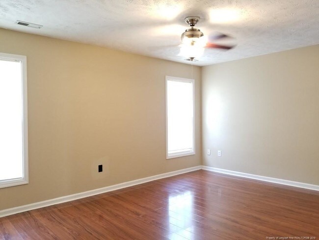 Building Photo - 210 Longleaf Pines Dr