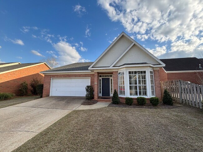 Building Photo - 39 Williamsburg Pl