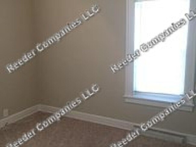Building Photo - Newly remodeled 2 Bedroom house