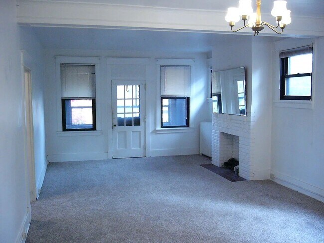 Primary Photo - Three bedroom home with laundry