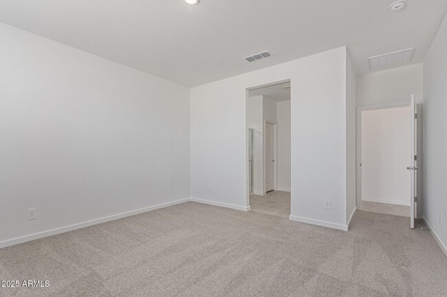 Building Photo - 7428 E Cozy Cottage Ln