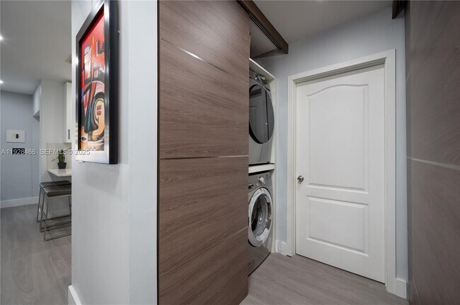 Building Photo - 15863 SW 71st St