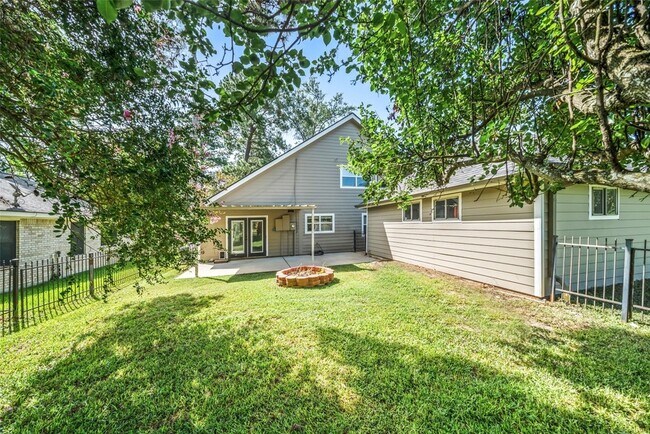 Building Photo - 3019 Ramblewood Rd