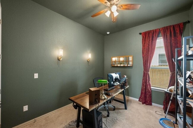 Building Photo - 11800 Seaside Wds Dr