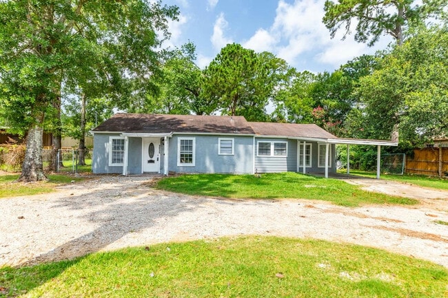Primary Photo - 3035 W Lucas Dr
