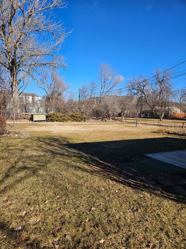 Building Photo - 4 BED | 2.5 BATH | DOUBLE GARAGE | WEST RAPID | FURNISHED