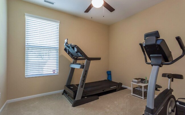 Building Photo - Gorgeous 4 bedroom home in Durham minutes from shopping and entertainment!