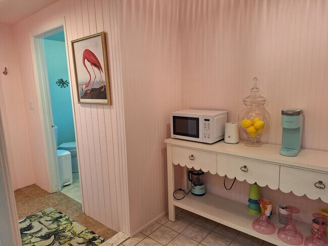 Building Photo - NEW SMYRNA BEACH MONTHLY WINTER RENTAL - P...