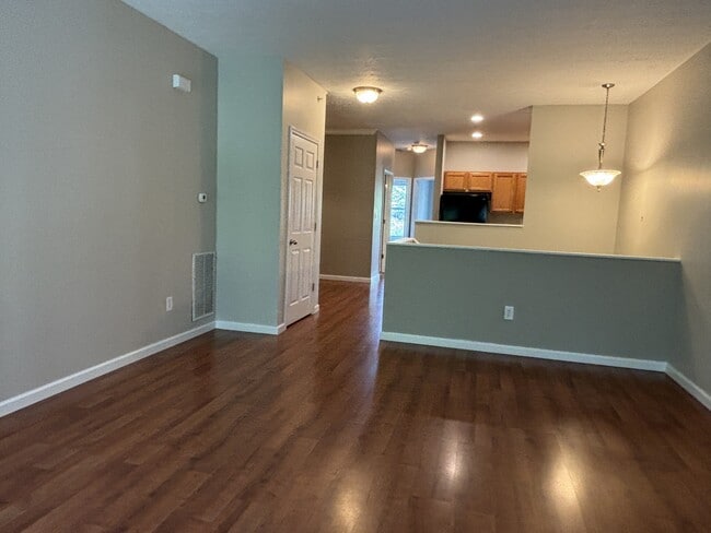 Building Photo - 1054 Reserve Way