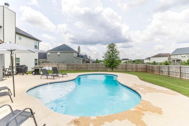 Building Photo - 105 Pearl Moss Ln