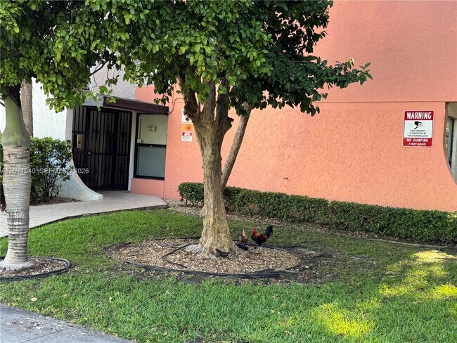 Building Photo - 2160 SW 16th Ave