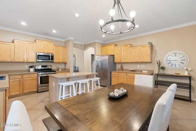 Building Photo - 17471 W Desert Sage Dr