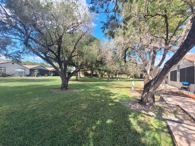 Building Photo - 22295 Timberly Dr