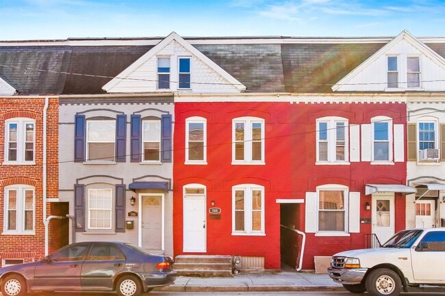 Building Photo - Charming 3 Bed, 1.5 Bath Home in York Pa!