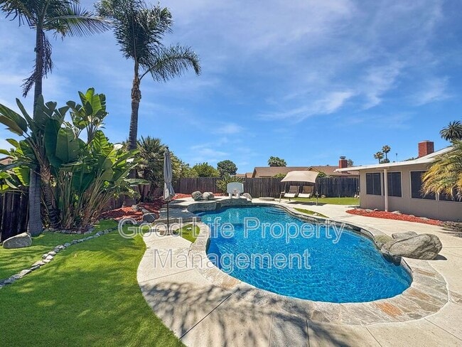 Building Photo - 1429 Esperanza Way