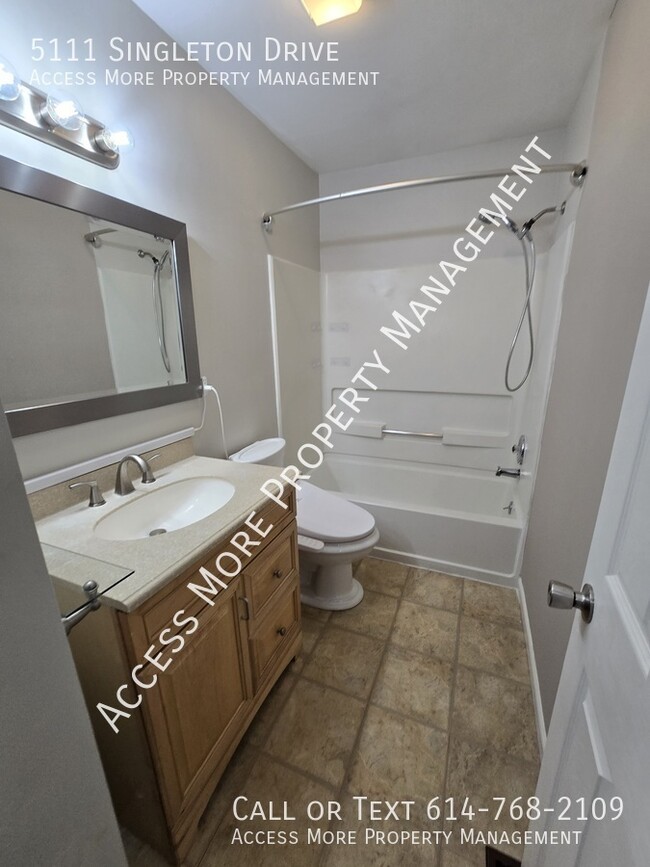Building Photo - 5111 Singleton Dr