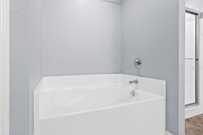 Building Photo - 11366 Riddle Dr