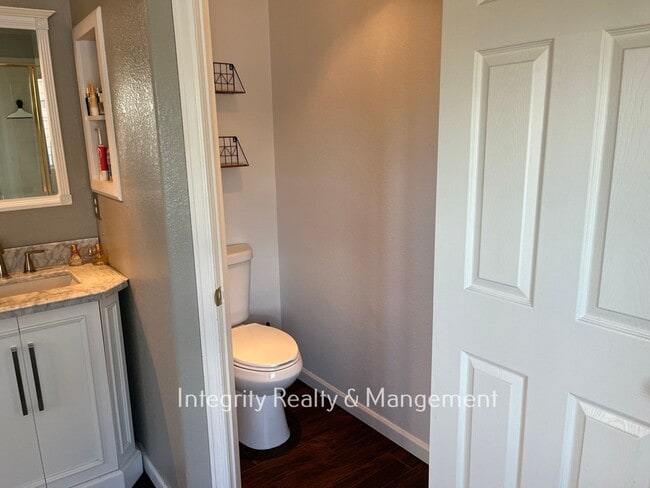 Building Photo - 17754 E Sundew St