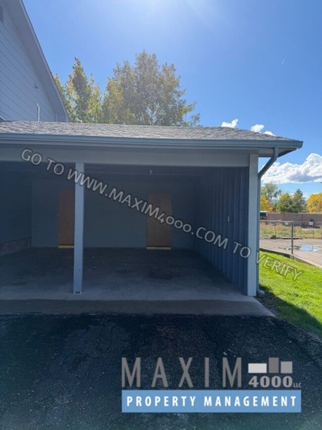 Building Photo - 2721 Patterson Rd