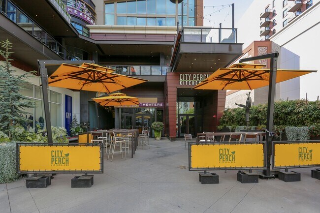 Building Photo - Luxury 2BD/2BA in The Gallery - Across from PIKE & ROSE + White Flint Metro