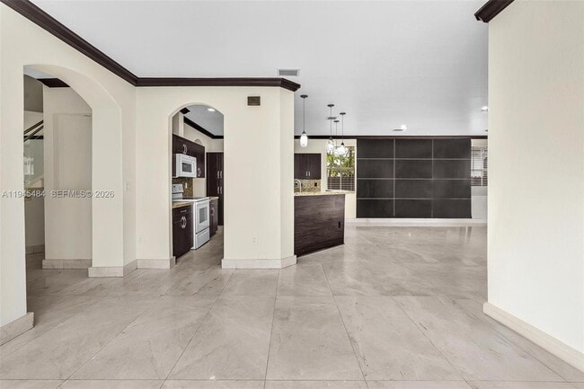 Building Photo - 1102 SW 149th Path