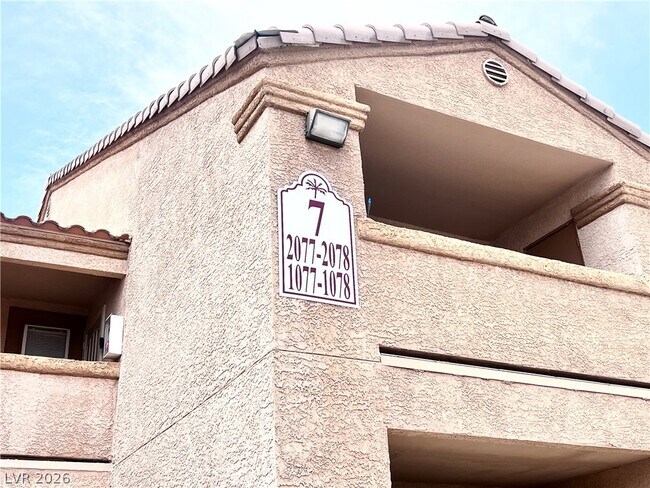Building Photo - 1150 N Buffalo Dr