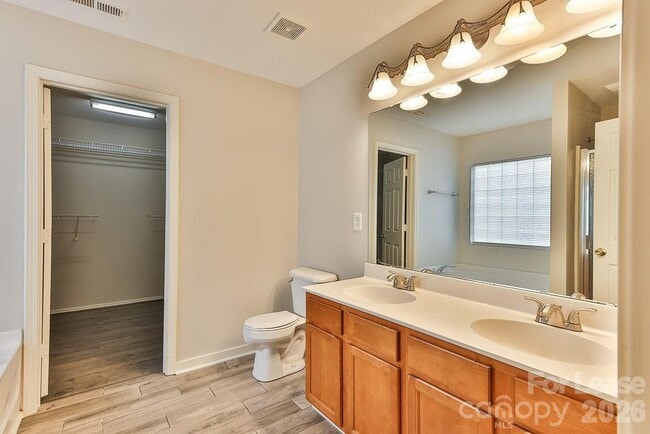 Building Photo - 8946 Chalkstone Rd