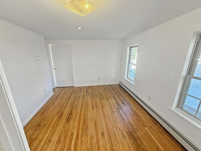 Building Photo - 45-49-49 8th St