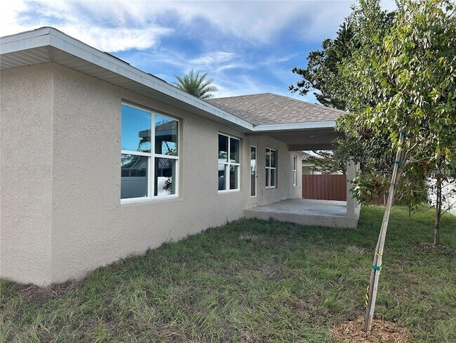 Building Photo - 2679 Englewood Rd