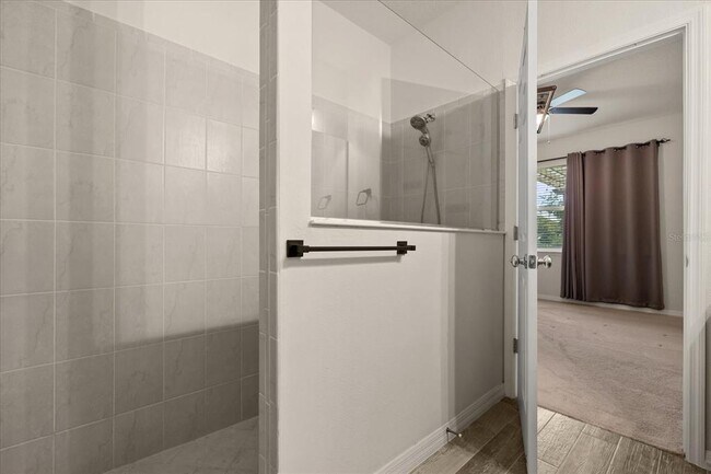 Building Photo - 3559 Southern Cross Lp