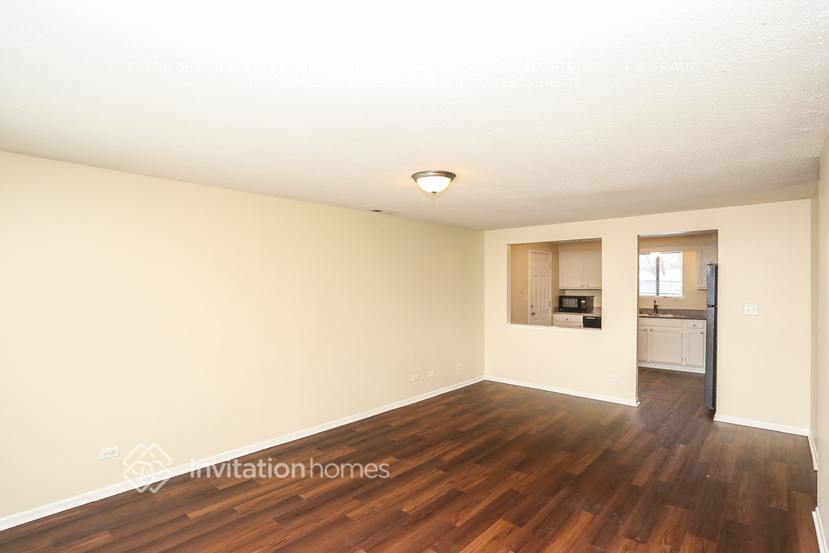 Building Photo - 830 Bloomfield Ln