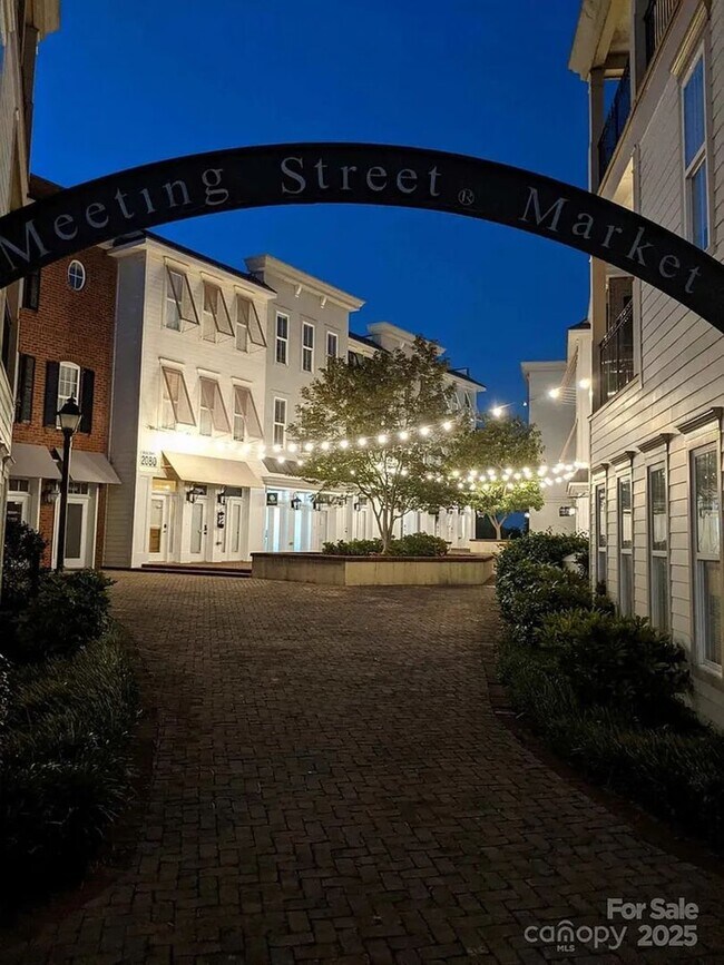 Building Photo - 2092 Ayrsley Town Blvd