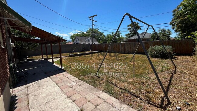 Building Photo - 943 W Briarcliff Ave