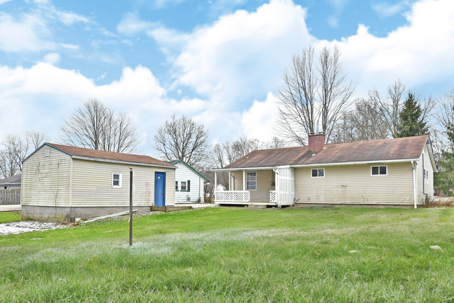 Building Photo - Rental in Champion Twp!