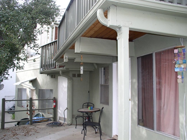 Building Photo - 548 Sturtevant Dr