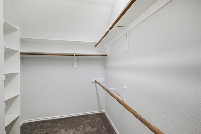 Building Photo - 5702 Carrollton Creek Ct