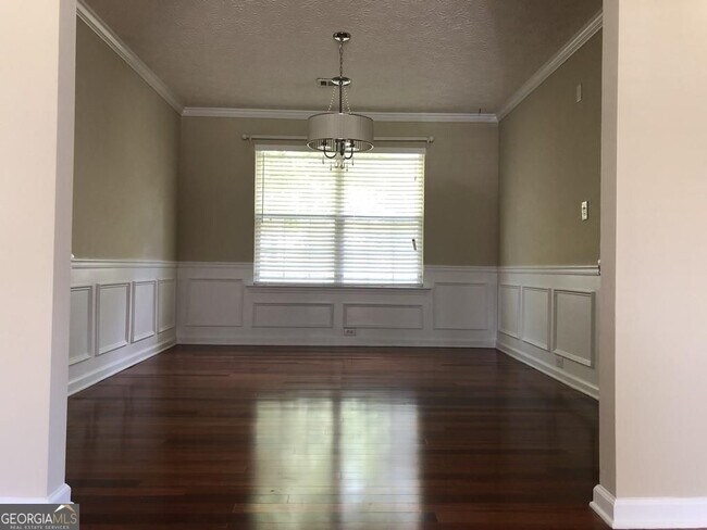 Building Photo - 1351 Pinebreeze Ct