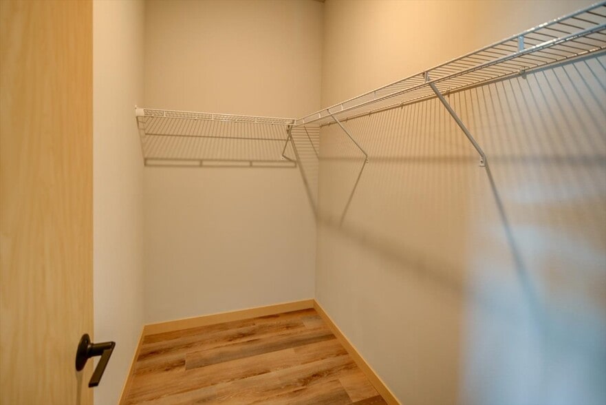 Building Photo - 4831 Suelo Rd