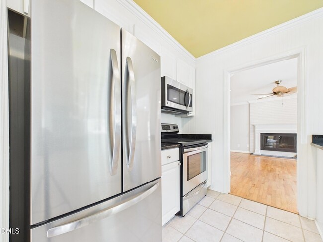 Building Photo - 2912 Oberlin Rd