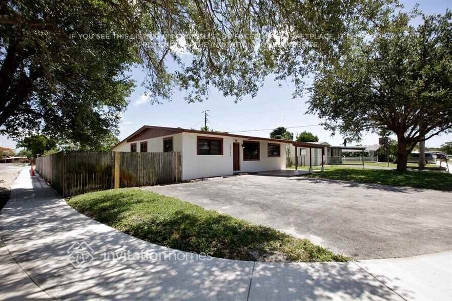 Building Photo - 1531 NW 41st Ct