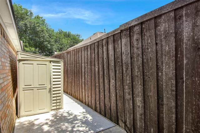 Building Photo - 9709 Lovers Ln