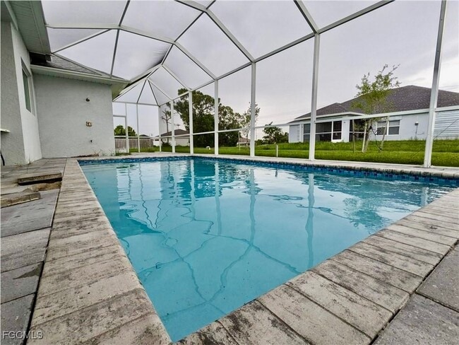 Building Photo - 3027 SW 16th Pl