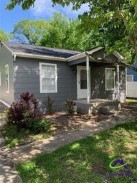 Building Photo - 716 Cornelia Dr