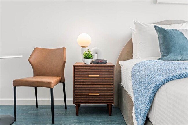 Building Photo - 1700 Alton Rd