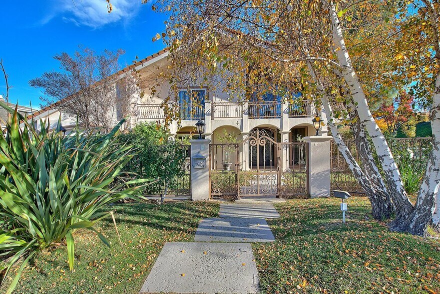 Building Photo - 3800 Weatherly Cir