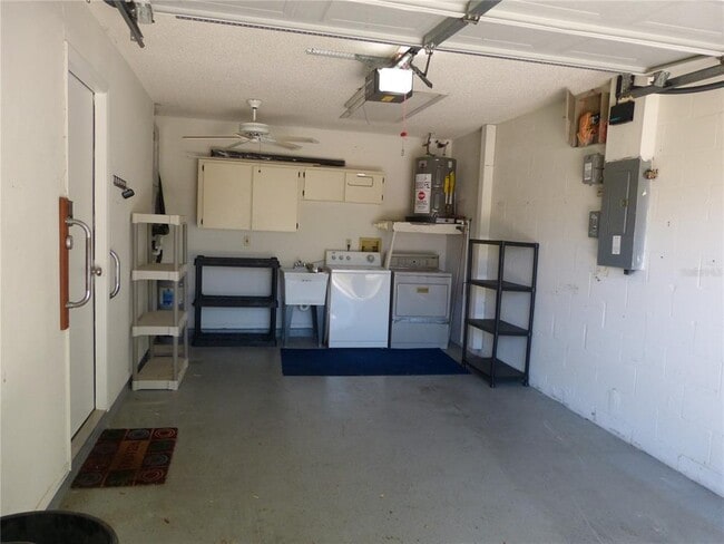 Building Photo - 1481 Cairn Ct