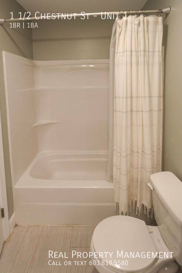 Building Photo - 1 1/2 Chestnut St-Unit 1